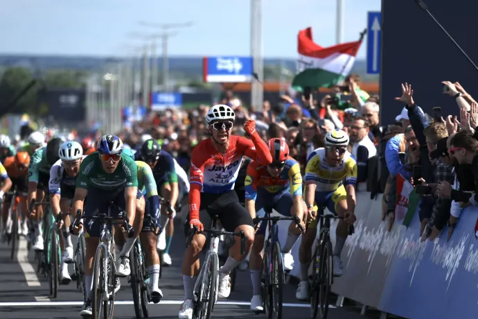A Tour de Hongrie 4. szakaszának befutója Székesfehérváron – Fotó: Mario Pertorini / Tour de Hongrie