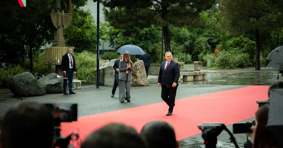 Orbán: Ha az ukránokat fölveszik, a háborút is felvesszük az Unióba