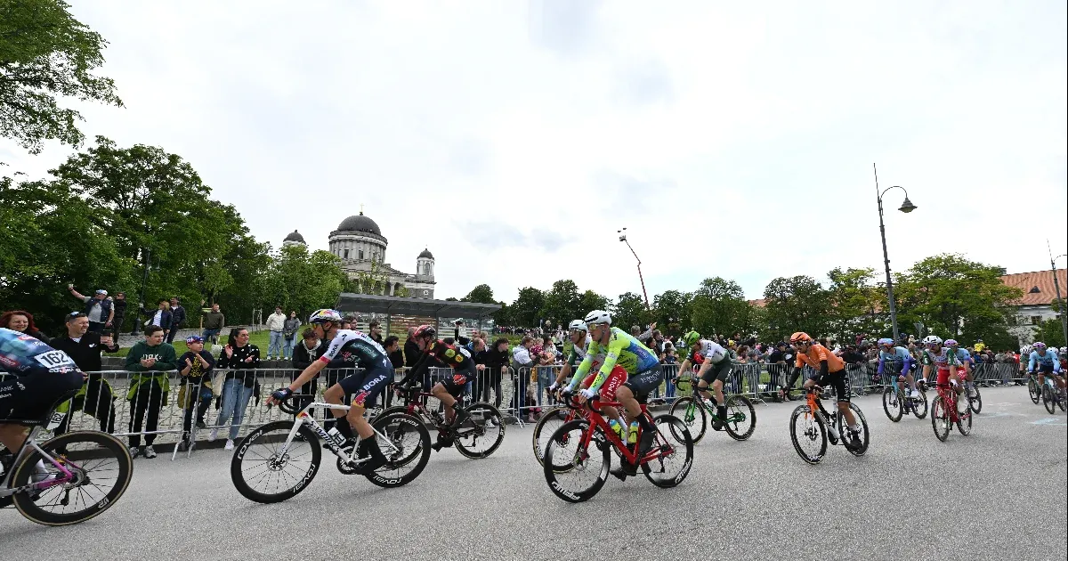 Durva pilisi emelkedő, macskakő és a Bazilikához vezető szédületes sprint zárta le a Tour de Hongrie-t