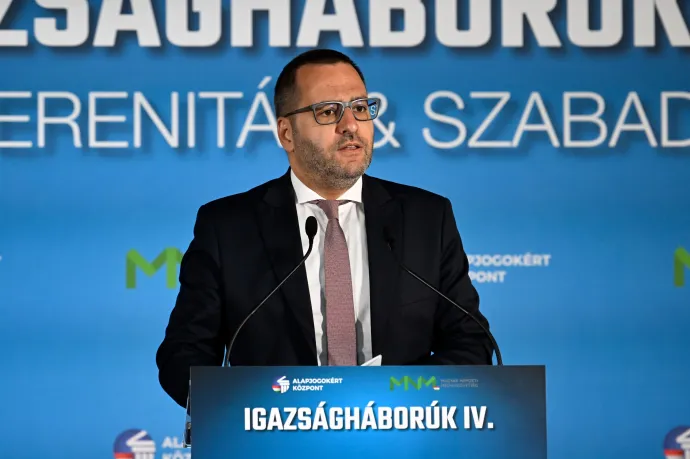 Lánczi Tamás: Lehet valaki úgy is propagandista, hogy erről nem tud