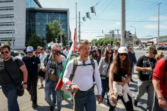 Magyar Péter a román elnökválasztásról: Lecsapott az Orbán-átok