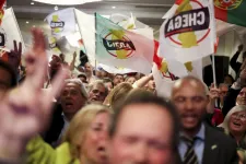 Megerősödött Orbán szövetségese a portugál előrehozott választáson