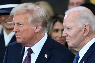 Donald Trump gyors felépülést kívánt Joe Bidennek