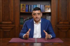 Videóban gratulált George Simion Nicușor Dannak