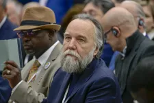 Vlagyimir Putyin ideológusa azzal vádolja Franciaországot, hogy beavatkozott az elnökválasztásba