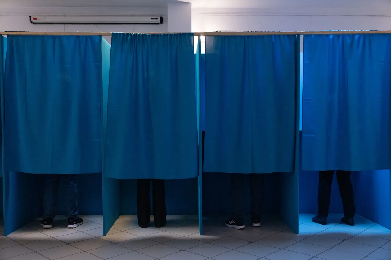 A 2. számú szavazókör Csíkszeredában – Fotó: Hevesi-Szabó Lujza / Telex