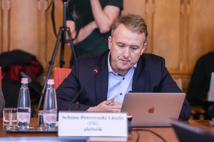 Sebián-Petrovszki László – Fotó: Melegh Noémi Napsugár / Telex