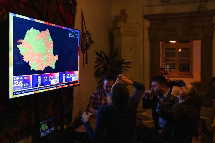 Összecsomagoltam otthon, hogyha Simion nyer, induljak Nyugatra