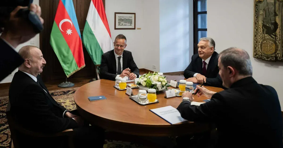 Orbánék a Karmelitában tárgyaltak az azeri elnökkel