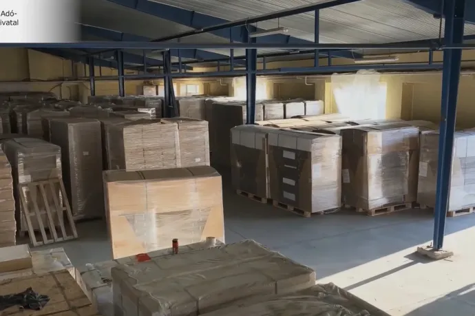 Minden idők legnagyobb cigarettagyártó hálózatát leplezte le a NAV, több mint egymillió doboz hamis árut találtak