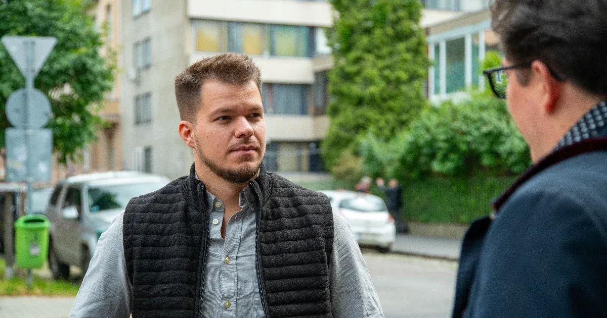 Két órán keresztül kérdezték a fegyelmi eljárásban a rendőrt, aki nem akart a KDNP reklámarca lenni