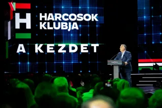 Trollharcosok klubja, vagy lelkes fideszesek magánakciója?