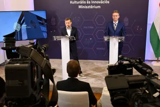 Kutatók tucatjait csábítaná haza a kormány, új vagyonkezelő alapítványt hoznak létre a Nobel-díjas Krausz Ferenc vezetésével