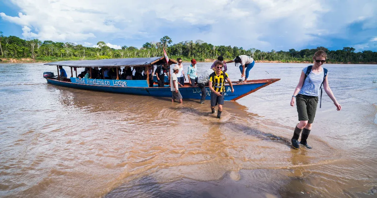 Folyami kalózok raboltak ki spanyol turistákat az Amazonason