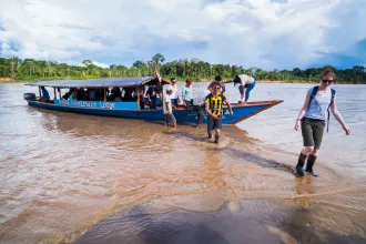 Folyami kalózok raboltak ki spanyol turistákat az Amazonason