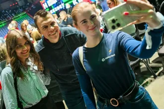 Menczer szerint nem a Facebookon szervezik a Harcosok Klubját, és nem is sorsolnak ki mindenféle ajándékot