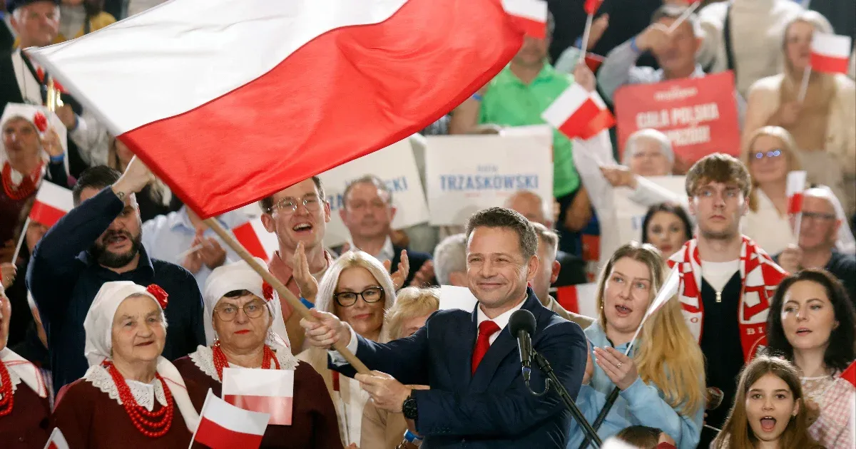 „Most dől el Lengyelország jövője” – Tuskék és Kaczyńskiék is az egekbe emelik a tétet az elnökválasztáson
