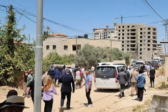 Izraeli katonák lövései miatt szakadt félbe egy diplomatákból álló küldöttség ciszjordániai látogatása