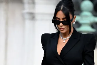 Hat év tanulás után Kim Kardashian jogi diplomát szerzett