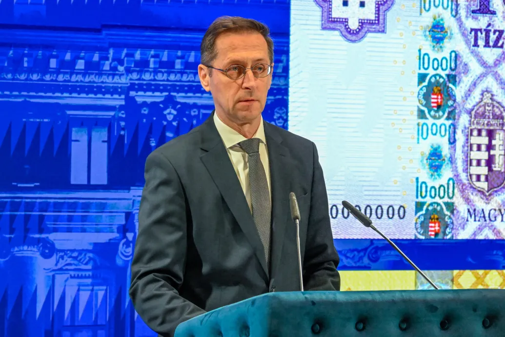 Több mint 250 dolgozót küld el az MNB