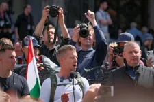 Erdélyi közszereplők estek áldozatul a Magyar Péter elleni lejárató kampánynak