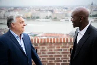 Kiderült, miért járt kétszer is Magyarországon a bokszlegenda Evander Holyfield