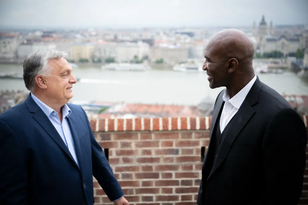 Kiderült, miért járt kétszer is Magyarországon a bokszlegenda Evander Holyfield – Forrás: Telex.hu