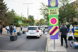 Kísérleti útzárakat vezetne be a BKK az iskolák előtt
