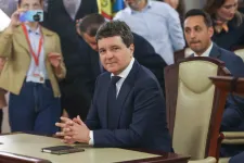 Nicușor Dan hétfőn délben teszi le a hivatali esküt