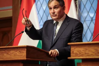 Nem igazán spórolt a kormány áprilisban sem, rekordközeli hiány jött össze