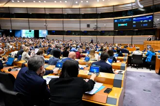 Feltekert vámokkal válna függetlenebbé az EU Oroszországtól és Belarusztól