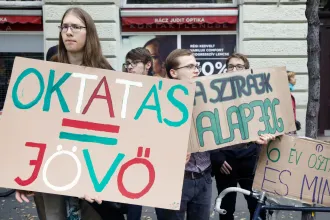 Az ellehetetlenítési törvény miatt szakszervezetek és civil szervezetek közös kiállását kezdeményezte a PDSZ