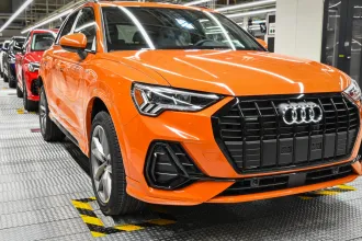 Győrből az ingolstadti főüzembe költözteti a gyártás egy részét az Audi