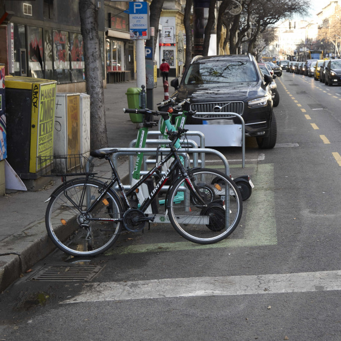 A korábban legmegengedőbb kerület vezetné be a hétvégén is fizetős parkolást