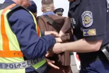 Már nem őrsparancsnok a rendőr, aki előállította a Tisza rendezvényét megzavaró megafonos segédlelkészt