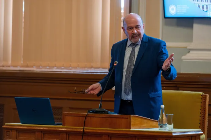 Markó Béla volt RMDSZ-elnök szerint Orbán Viktor elmérte magát Simion támogatásával