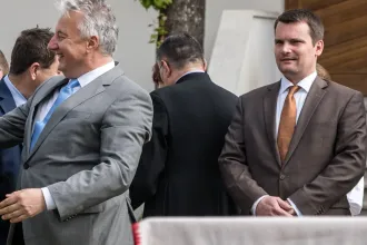 Pozícióharc, a Fidesztől függés és belső elégedetlenség húzódik a Semjén ellen lázadó KDNP-s lépése mögött