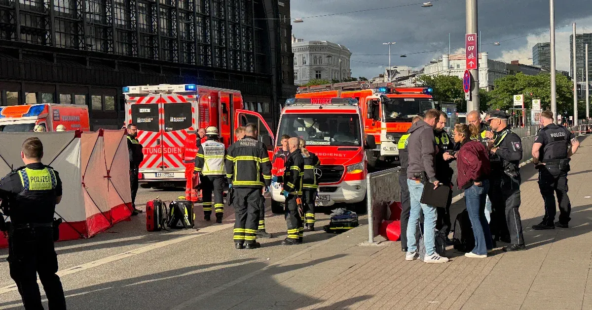 Késeltek Hamburg vasúti főpályaudvarán, tizenketten súlyosan megsérültek
