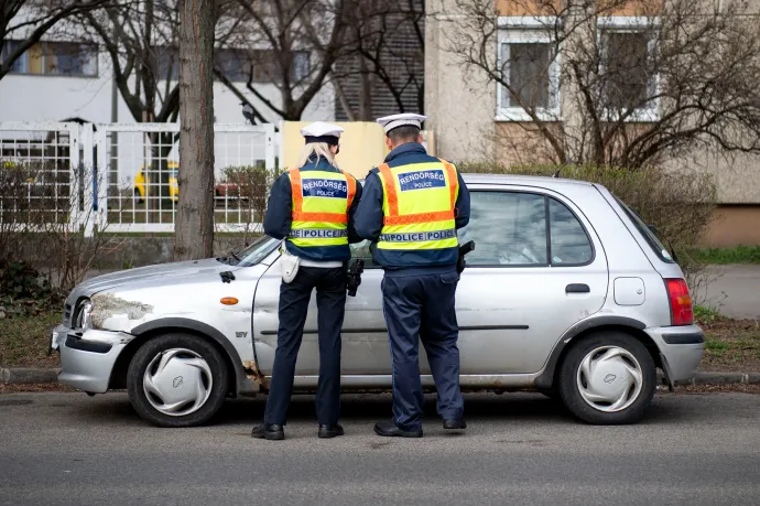 Sorra fogják el a rendőrök a jogsi nélkül és ittasan vezetőket Tolna vármegyében