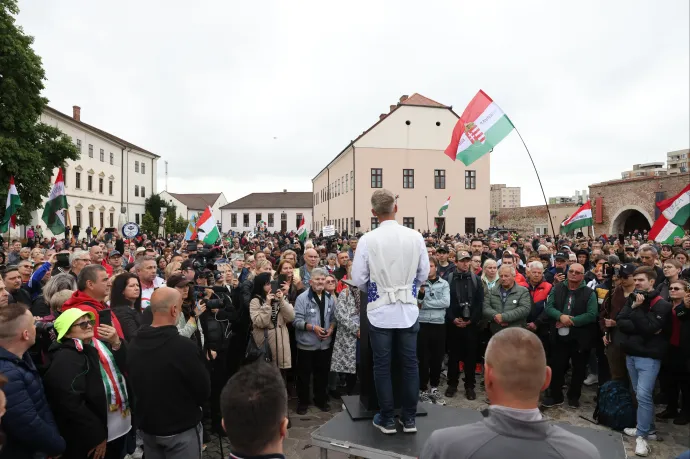 A végső visszaszámlálás megkezdődött – Magyar Péter Nagyváradon tartott beszédet
