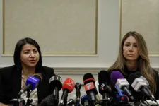 Sajtóértesülés: Simion és a <em>Tate</em> fivérek közös kommunikációsát feltartóztatták a román-moldáv határon