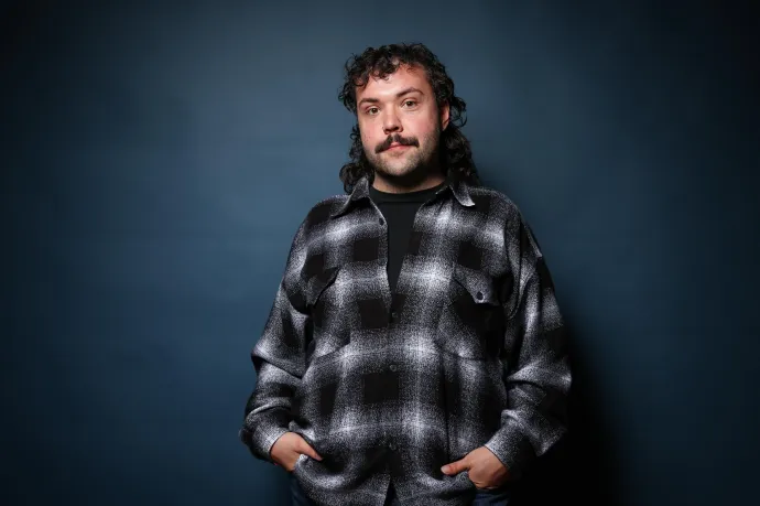 Rengeteg olyan üzenetet kapunk, hogy „még soha nem voltunk a Pride-on, de most ott a helyünk” – interjú Hegedűs Mátéval, a Pride szóvivőjével