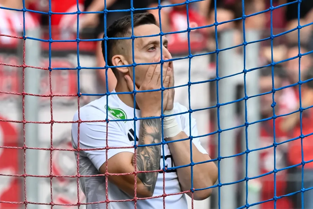 A Fehérvár FC 25 év után kiesett az NB1-ből, miután kikaptak a Debrecentől