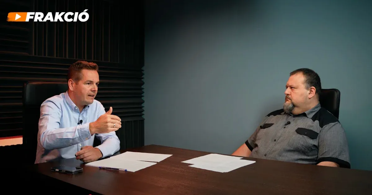 Podcastot indít Németh Balázs a Fidesz-frakció témáiról, állandó vendége Bende Balázs lesz