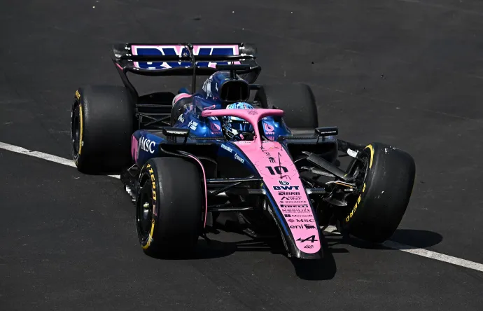 Pierre Gasly autója a Cunoda Júkival való baleset után – Fotó: Gabriel Bouys / Reuters