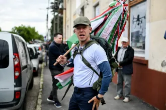 Magyar az RMDSZ-szel való együttműködésről: Nem várom el, hogy bárki egyik napról a másikra lecserélje a Fidesz-táblát a Tisza Pártéra