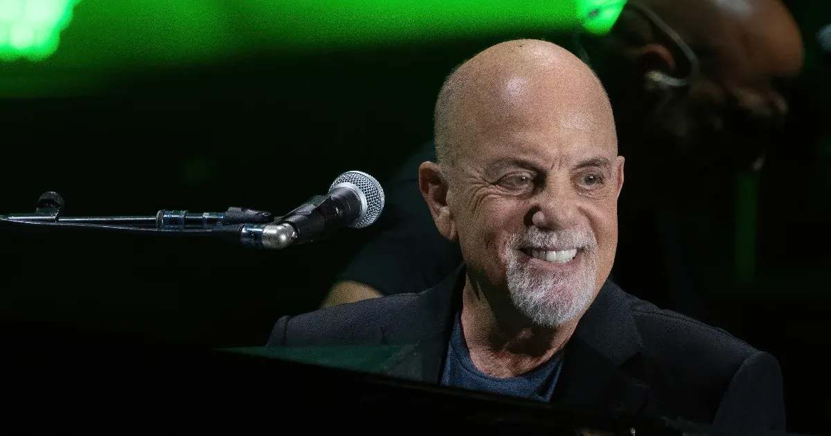 Billy Joel lemondta a koncertjeit, mert a vĂzfejűsĂ©g egyik tĂpusával diagnosztizálták