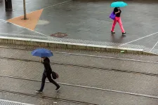 Naposan indul a reggel, de ne hagyja otthon az esernyőt!