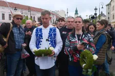 Egymillió lépés után: Magyar Péter békét és partnerséget ígért Nagyváradon az erdélyi magyaroknak