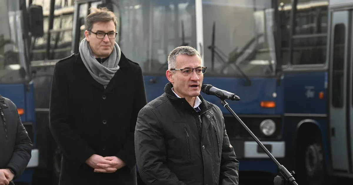 Karácsony Gergely azt állĂtja, nem tudott semmilyen tĂşlszámlázásrĂłl